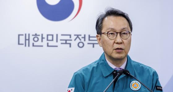 Hàn Quốc mở ‘lối thoát hiểm’ cho các bác sĩ đình công