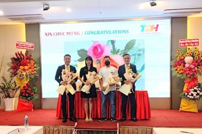Chủ tịch kín tiếng của Thuduc House đăng ký bán gần 21 triệu cp, ước lỗ 45 tỷ 