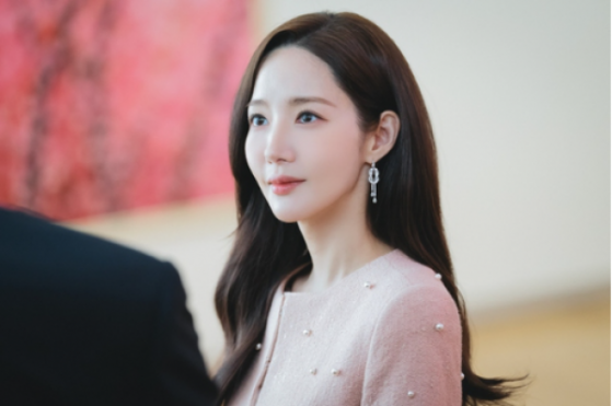 Vụ yêu đại gia: Diễn viên Park Min Young bị nghi đang điều hành công ty mờ ám