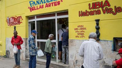 Dân Cuba “đau đầu” vì có quá nhiều loại tiền tệ