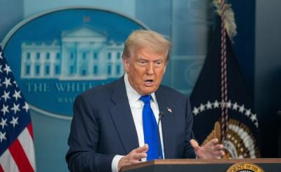 Tổng thống Trump để ngỏ khả năng áp đặt thêm thuế quan với Trung Quốc