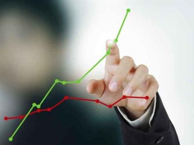 VN-Index lập đỉnh, dòng tiền tập trung ở đâu?