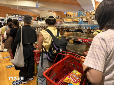 Nhật Bản: Gạo "cháy" hàng ở Tokyo, siêu thị báo mỗi người chỉ được mua 1 bao