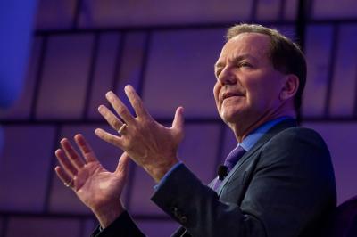 Paul Tudor Jones: Không nên nắm giữ cổ phiếu, trái phiếu trong bối cảnh hiện tại