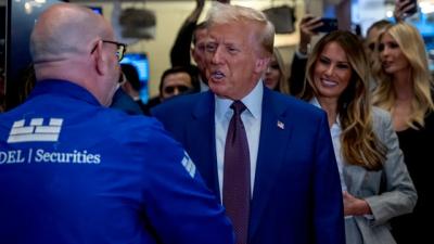 “Cú hích Trump” biến mất, S&P 500 mất sạch đà tăng kể từ ngày bầu cử