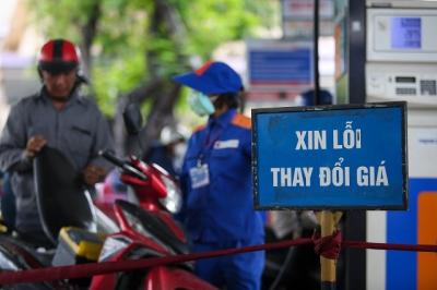 Giá xăng quay đầu tăng trở lại, giá dầu diesel giảm nhẹ