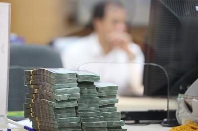 Những rủi ro khi lãi dự thu tăng mạnh ở các ngân hàng thương mại