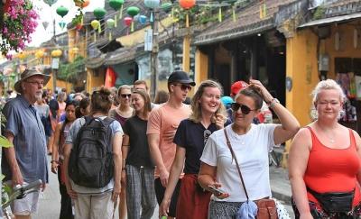 Khách quốc tế đến Việt Nam có thể tăng mạnh nhờ chính sách miễn thị thực