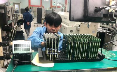 Khi thế giới dịch chuyển, Việt Nam có kịp bước vào bản đồ bán dẫn?