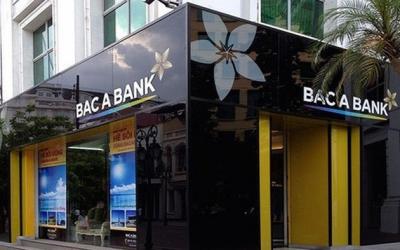 Thu ngoài lãi giảm mạnh, Bac A Bank báo lãi trước thuế quý 1 tăng 7%